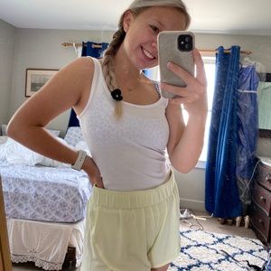 Meet your Posher, Nina